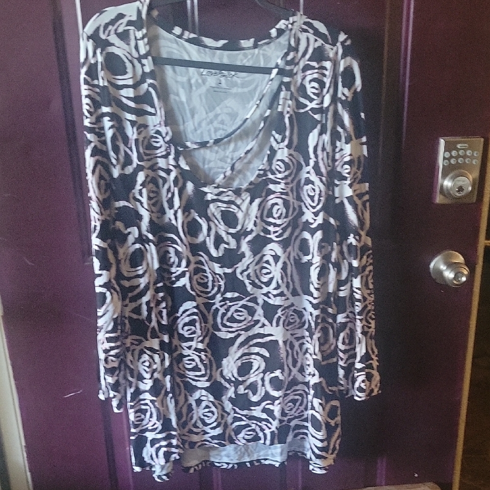 Torrid Lovesick Monochrome Floral Top